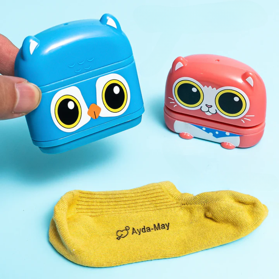 Navnestempelet – En enkel måte å holde orden på barnas eiendeler.